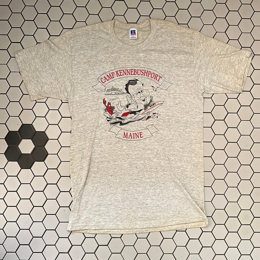 Vintage 1989 “Kennebushport”  George Bush T-shirt size L